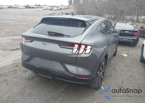 2023 Ford Mustang Mach-E Premium z USA, uszkodzony, nr VIN 3FMTK3SUXPMB05947